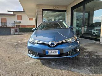 toyota auris touring sports 1.8 hybrid lounge 2015 e6
