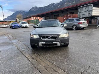 xc70 d5 awd momentum