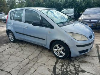 mitsubishi colt 1.1 12v 5p. invite