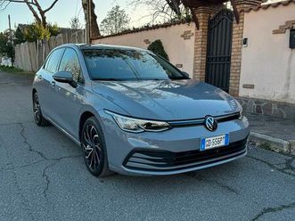 volkswagen golf 8 1.5 benzina/metano 2021
