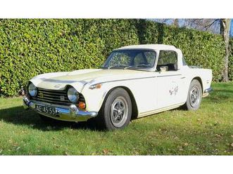 triumph tr5 - triumph tr250 i.p.v. tr5