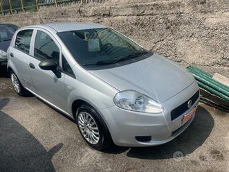 fiat grande punto 1.3 mjt 75 (cv) 2013