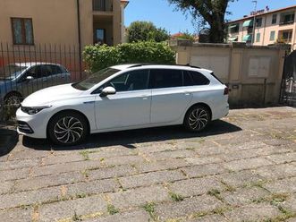 volkswagen golf viii variant style 1,5 tgi metano