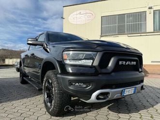 v8 hemi crew cab - rebel
