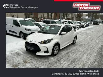 toyota yaris 1,0l benzin schaltgetriebe *rückfahrkamera