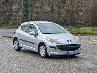 peugeot 207 1.4 hdi 70cv 5p. one line 2009-e4 manu