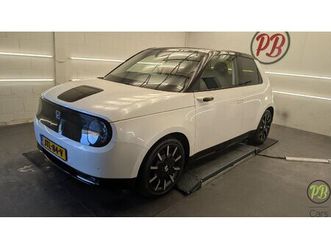 honda e - e advance 17