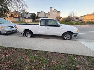 2003 mazda b2300 low miles great condition