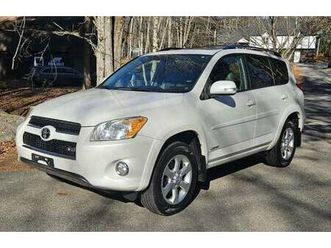 2010 toyota rav-4 v6 limited awd * super clean*