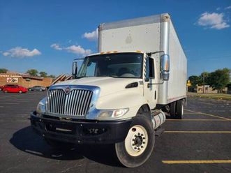 2019 international 4300 box truck 26ft