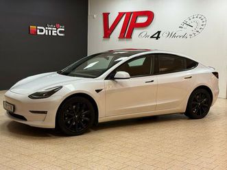 long range awd panorama / autopilot / pearl white multi