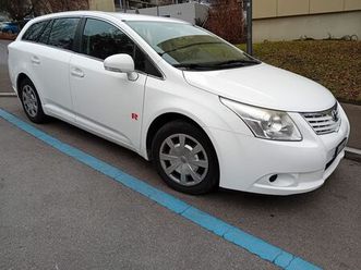 toyota avensis kombi, automat, top zustand, frisch mfk 11.25