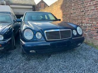 ② mercedes e230 automatic 66000 km pret a immatriculie — mercedes-benz — 2ememain