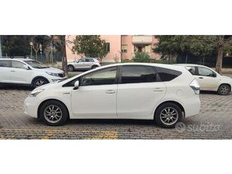 toyota prius plus 08/2013