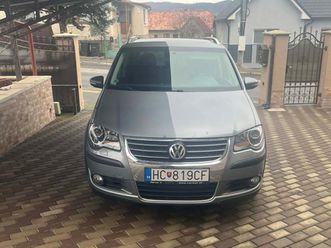 volkswagen touran 1.9 tdi dpf cross za 5 500 €