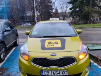 kia carens ≫ 2018 • 11 500 eur • id