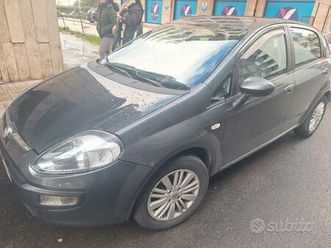 grande punto evo 75kw anno 2011