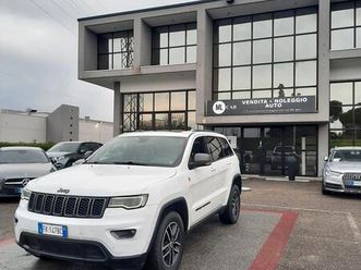jeep grand cherokee 3.0 v6 crd 250 cv multijet ii