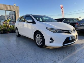 toyota auris touring sports 2.0 d-4d comfort