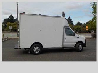 2009 ford e350 cutaway box van 10ft box #354