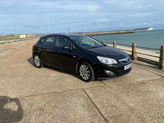 vauxhall, astra, hatchback, 2010, manual, 1364 (cc), 5 doors