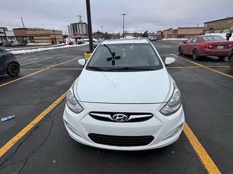 2013 hyundai accent