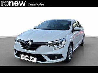 sedan 1.5 blue dci joy edc