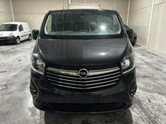 ② opel vivaro 2018 euro6b airco !!! — camionnettes & utilitaires — 2ememain