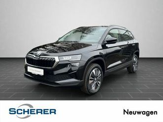 skoda karoq tour 1,5 tsi 110 kw 7-gang-dsg