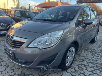 meriva ii 2010 1.4t cosmo 120cv ok neopatentati