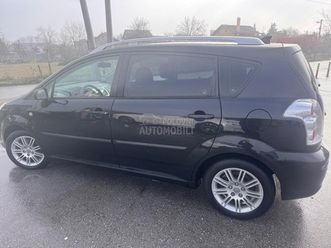 toyota corolla verso 2,2 d-4d