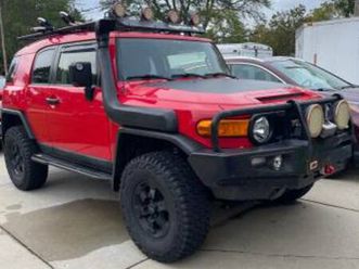 2012 toyota fj cruiser trail teams edition