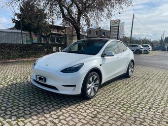 tesla model y rwd con autopilot avanzato da 3800€
