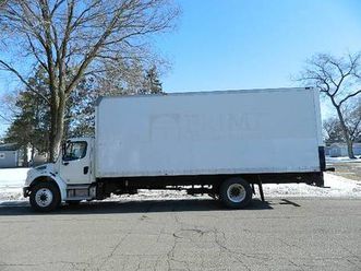 2016 freightliner m2106 box truck