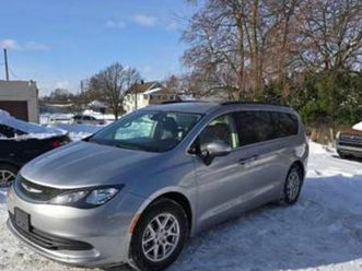 2021 chrysler voyager