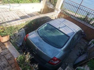 renault megane sedan, υπόλοιπο αττικήσ, 2.000 €