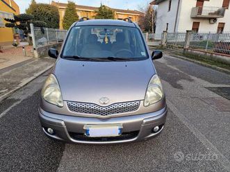 toyota yaris verso 1.3 sol