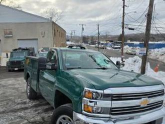 2015 chevy silverado 3500hd 4x4 utility body – 92k miles