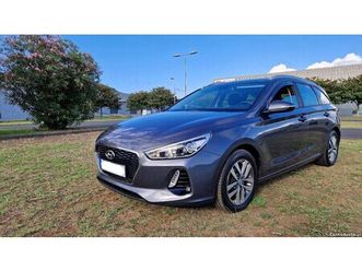 hyundai i30 1.6 crdi comfort navi dezembro/18