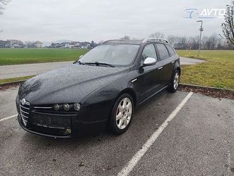 alfa romeo 159 sportwagon 1.9 jtdm 16v distinctive