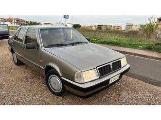 lancia thema 2.0 i.e