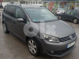 volkswagen touran cross