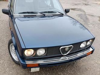 vendi alfetta quadifoglio oro