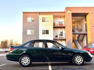 2001 saturn l200 low miles!!