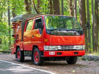 ’97 toyota dyna double cab firetruck, w/ part-time 4wd! low mileage!