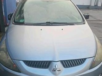 mitsubishi mitsubishi grandis 2004