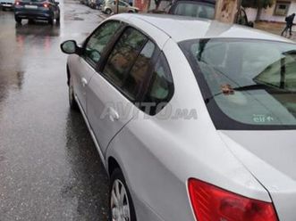 renault symbol diesel manuelle 2013 à kénitra