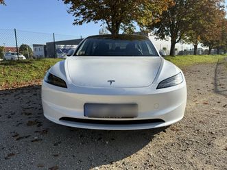 tesla model 3 highland, rwd, гаранционна
