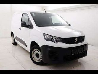 1.2i 110cv 3pl blanc 07/21 30.135km airco radio