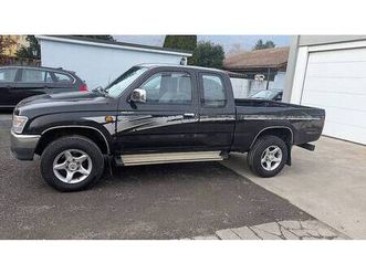 toyota hilux rzn 173 x-tra cab sr5 canton saint-gall - tutti.ch